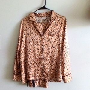 A Small Serenedelicacy 97% polyester 3% spandex two piece pajama set